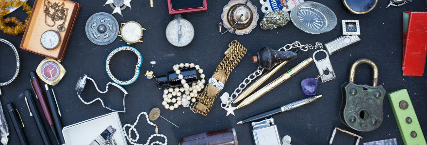 montres et des bijoux d’occasion